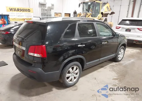 2013 Kia Sorento Lx V6 z USA, uszkodzony, nr VIN 5XYKTDA22DG369112